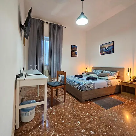 Guest house Eva Capital Vitinia